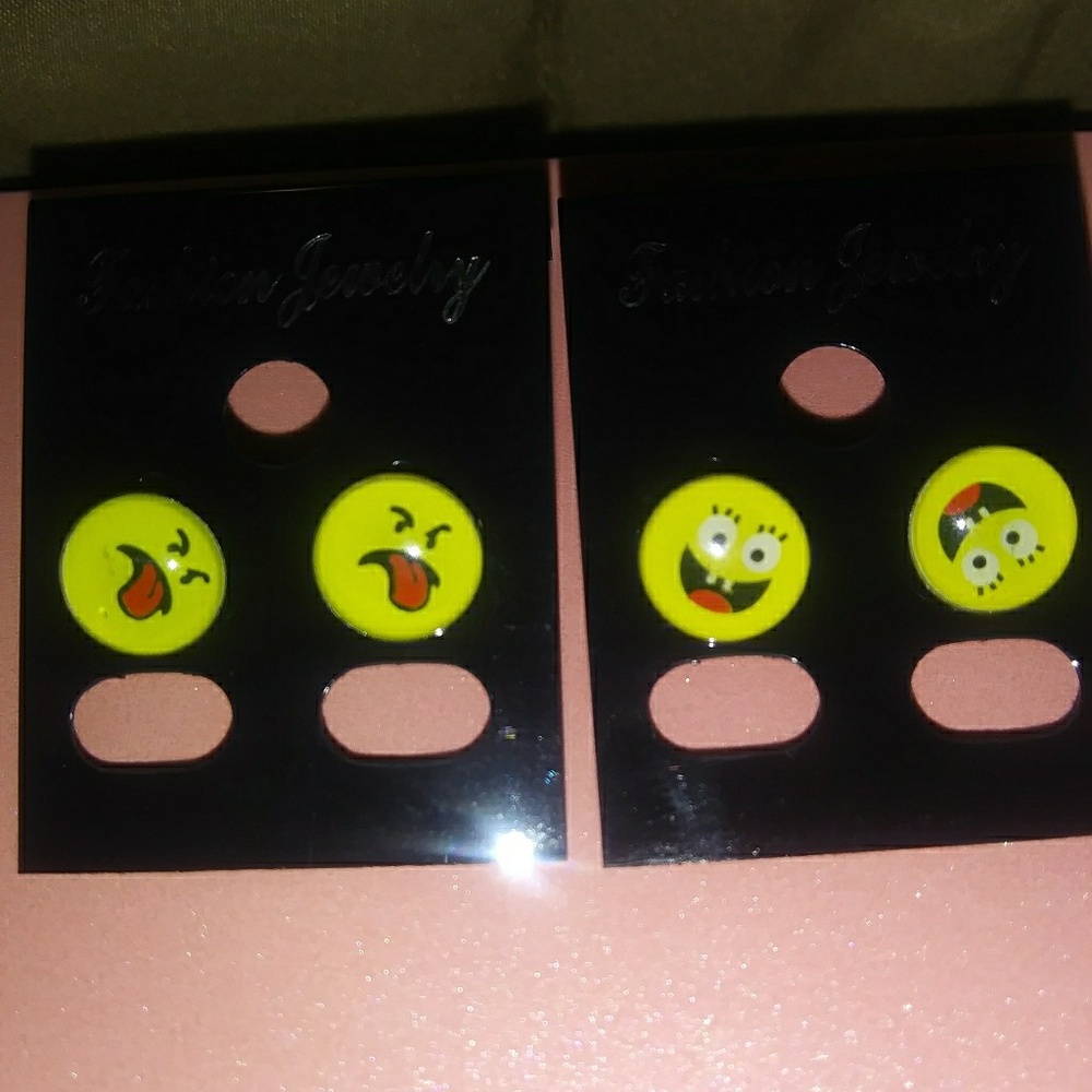 Emoji Earrings!